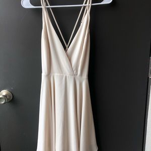 Cream mini dress 👗💛